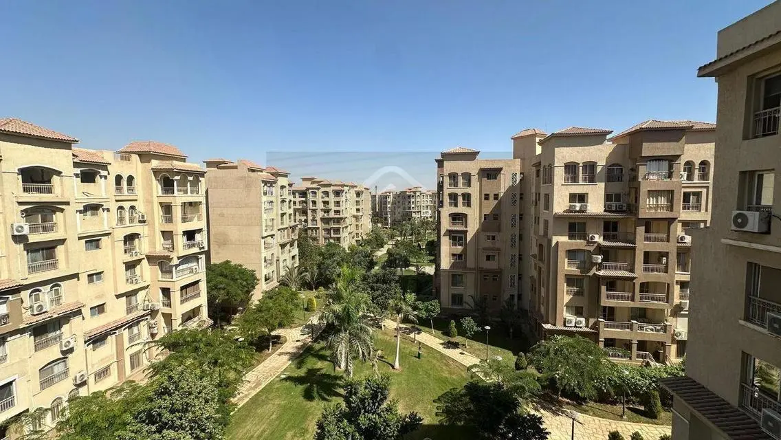 Office in Banks Complex - Madinaty