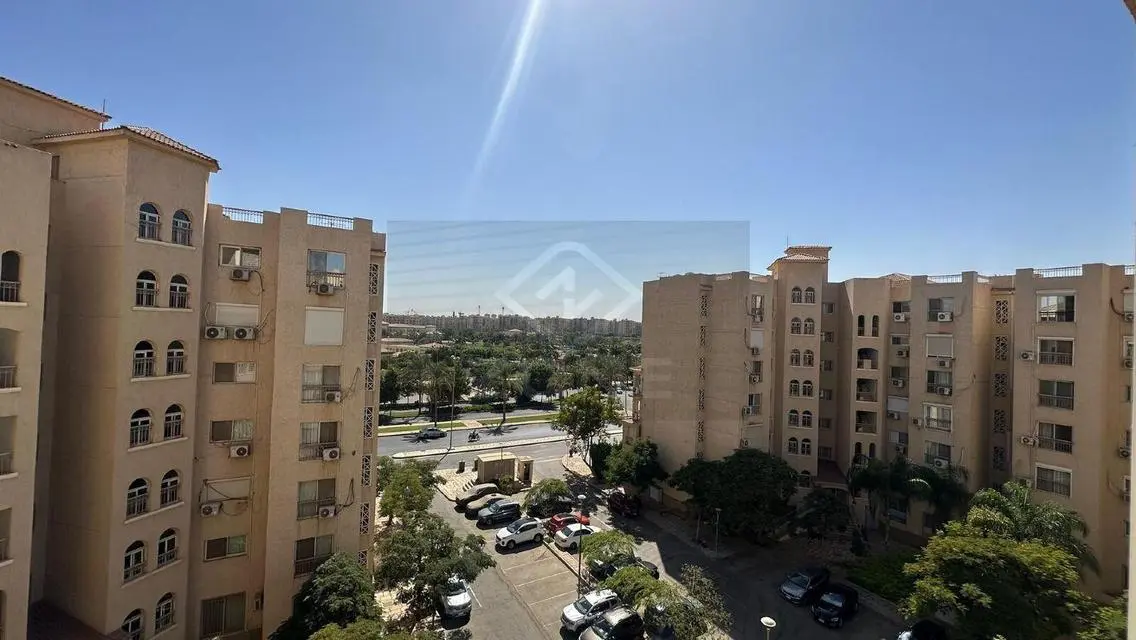 Office in Banks Complex - Madinaty