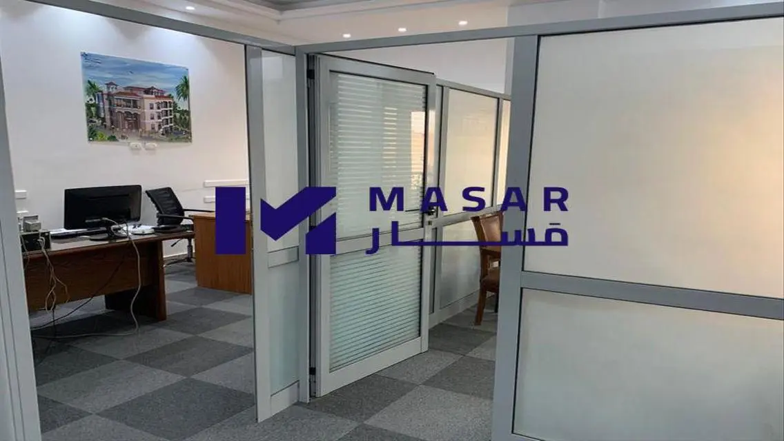 عقار رائع بمساحة واسعة للبيع