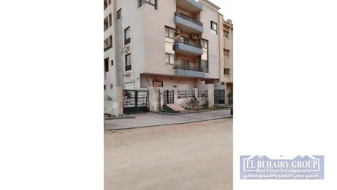 شقة فاخرة للإيجار مع شرفة وحارس أمن
