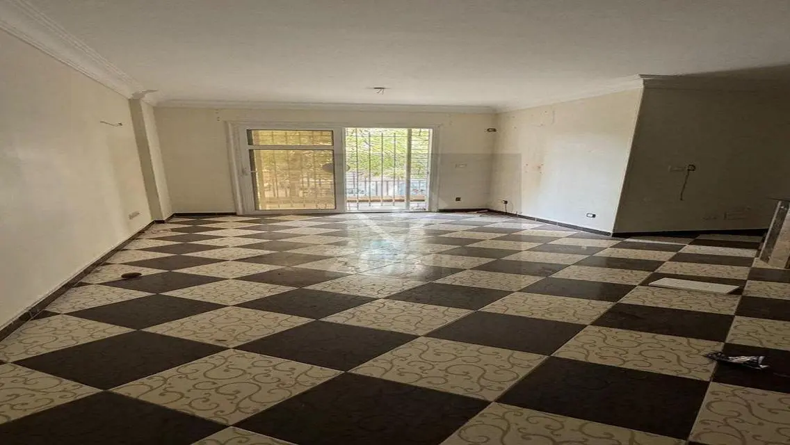 Luxury Apartment in Zone 215 - 3700000 EGP