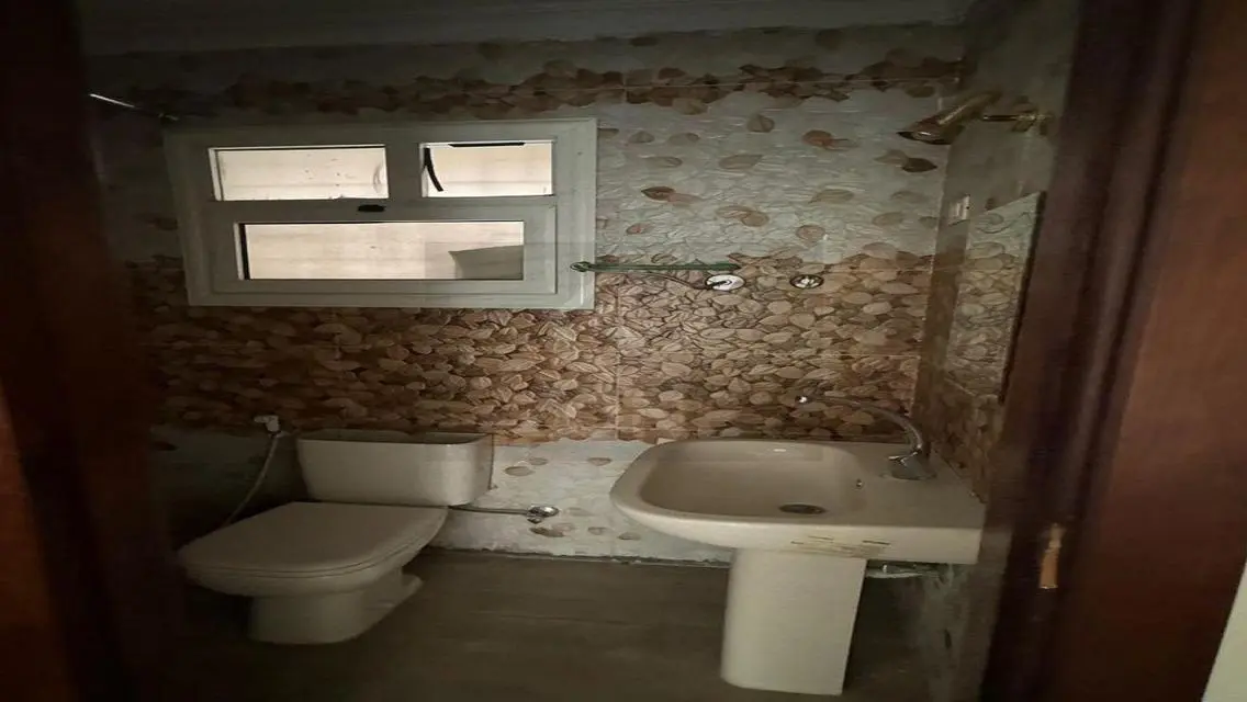 Luxury Apartment in Zone 215 - 3700000 EGP