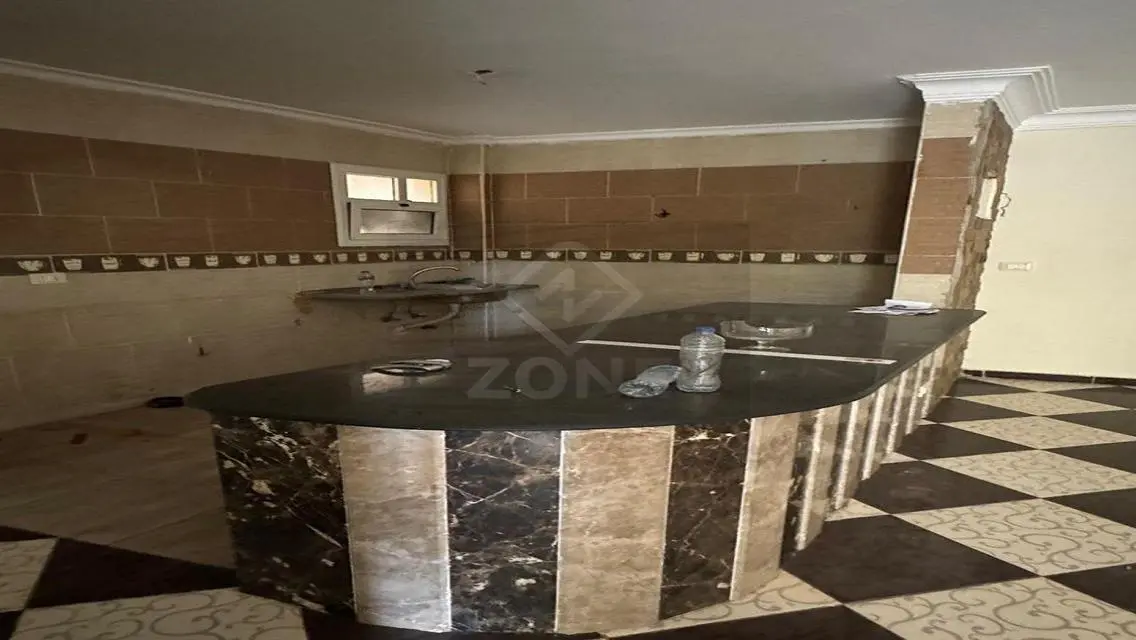Luxury Apartment in Zone 215 - 3700000 EGP