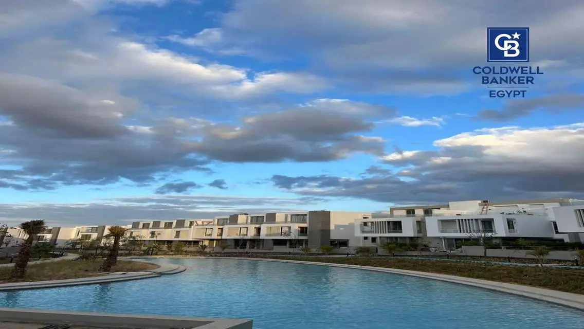 Luxury Villa with Private Garden and Swimming Pool in the Heart of the City