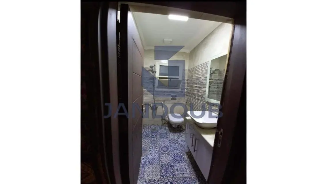 شقة فاخرة بمساحة 800 متر
