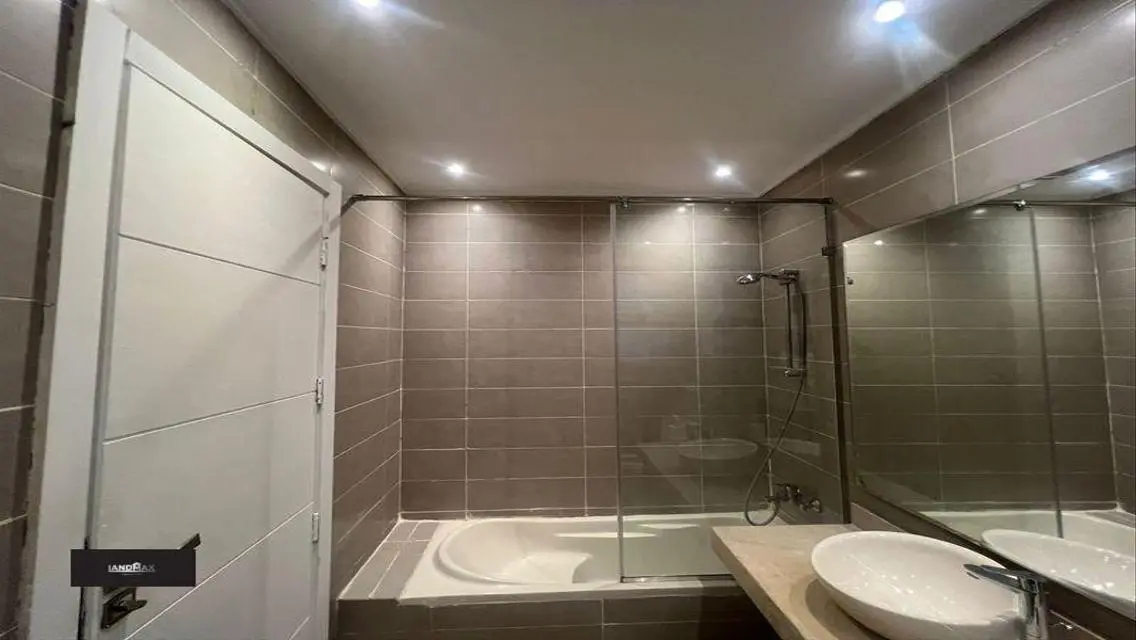 Luxurious Apartment in Prime Location Near Cinemas