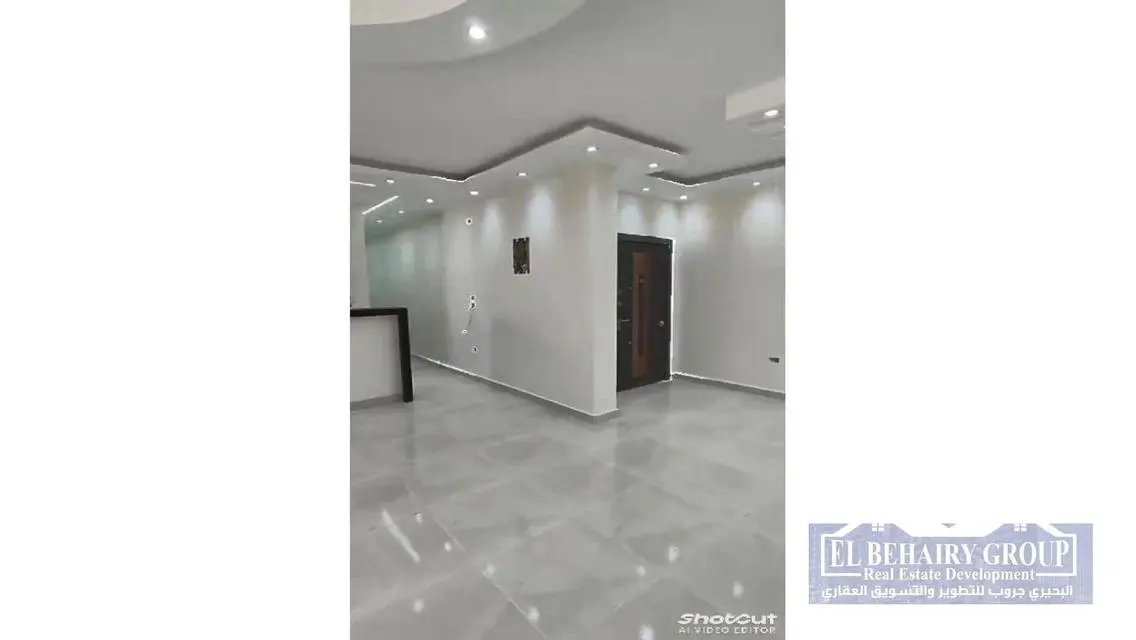 Luxury 2-Bedroom Apartment with Garden