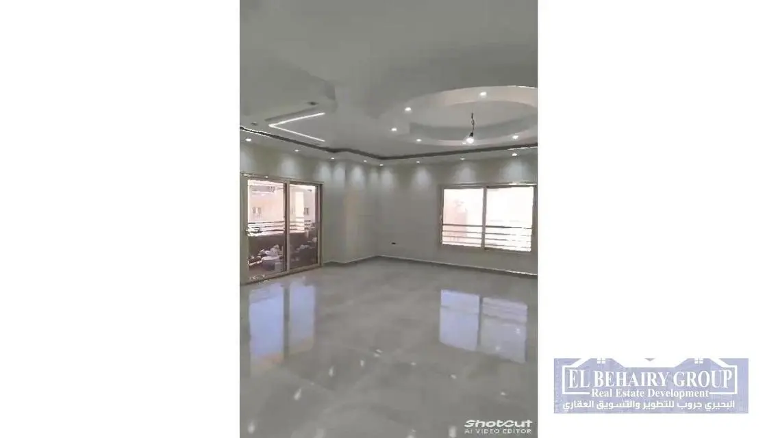 Luxury 2-Bedroom Apartment with Garden
