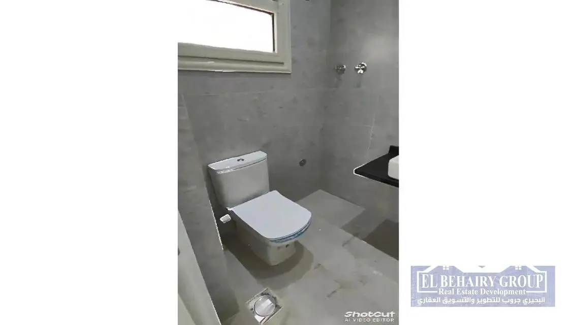 Luxury 2-Bedroom Apartment with Garden