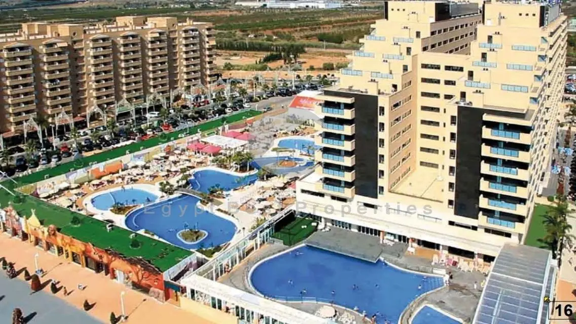فرصة جديدة في إسبانيا