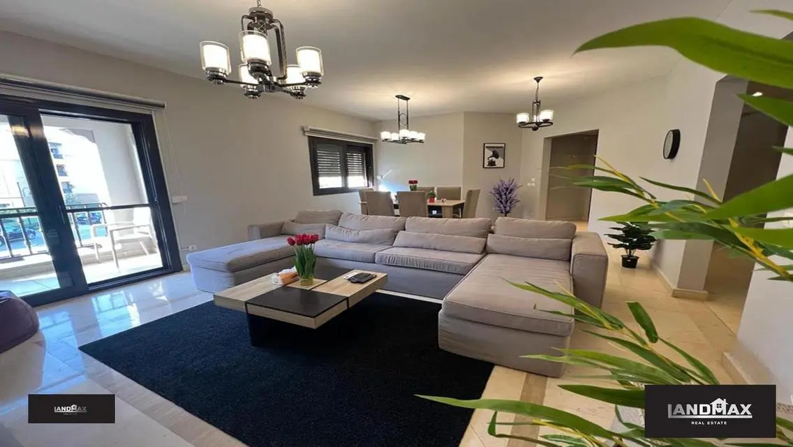Luxurious Apartment with 200 sqm for Ultimate Comfort
