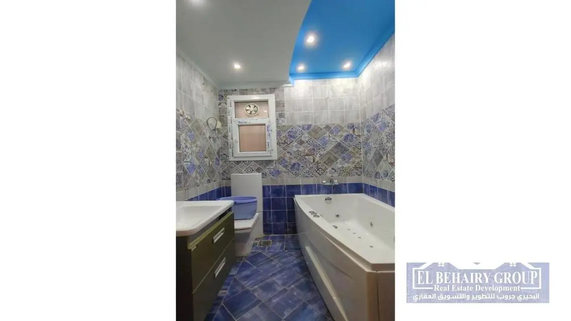 Luxury Apartment with Private Garden for Sale in B3