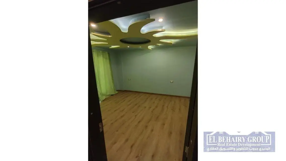 Luxury Apartment with Private Garden for Sale in B3
