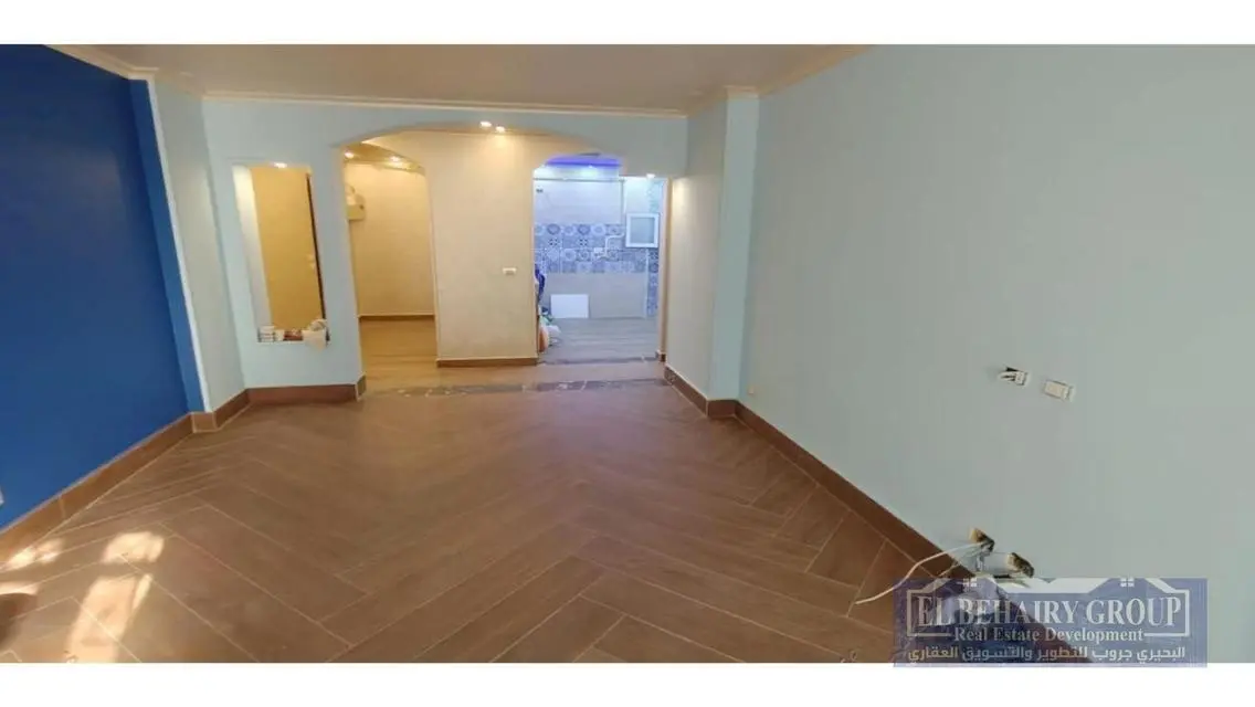 Luxury Apartment with Private Garden for Sale in B3