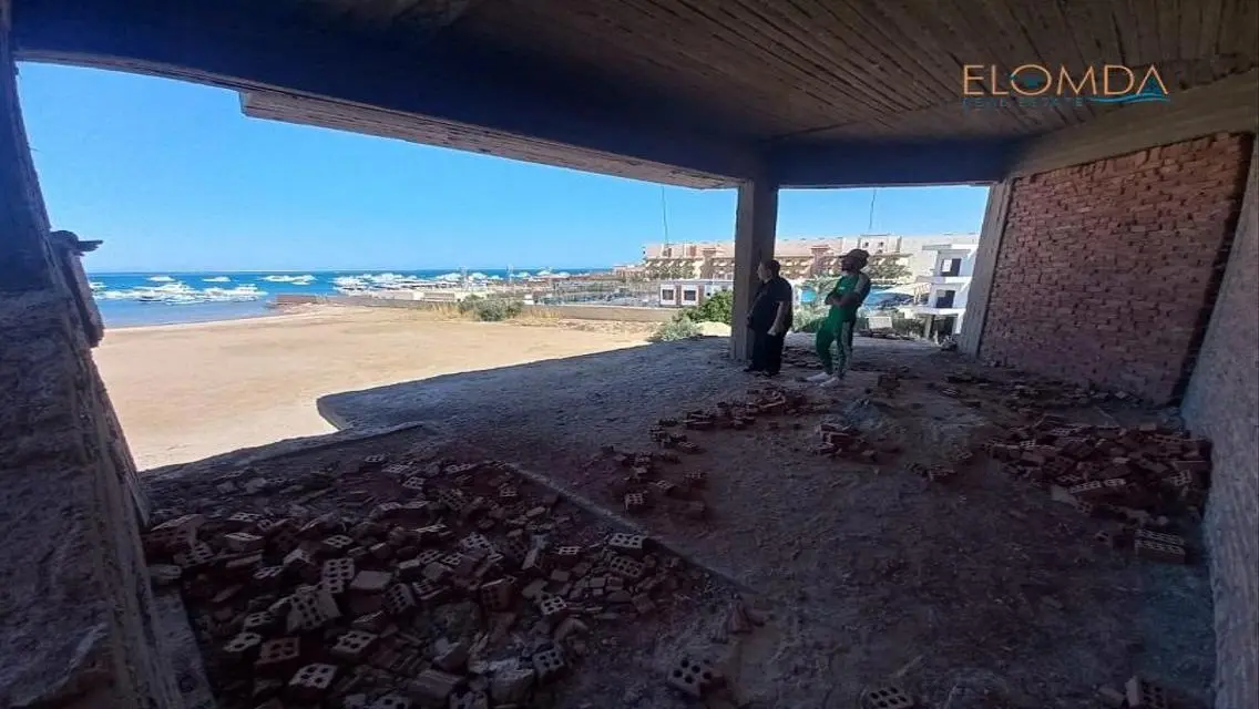 شقة فاخرة مع إطلالة مذهلة للبيع