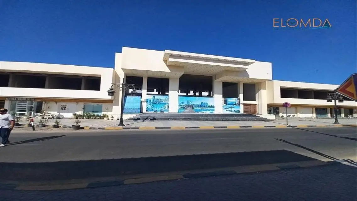 شقة فاخرة مع إطلالة مذهلة للبيع