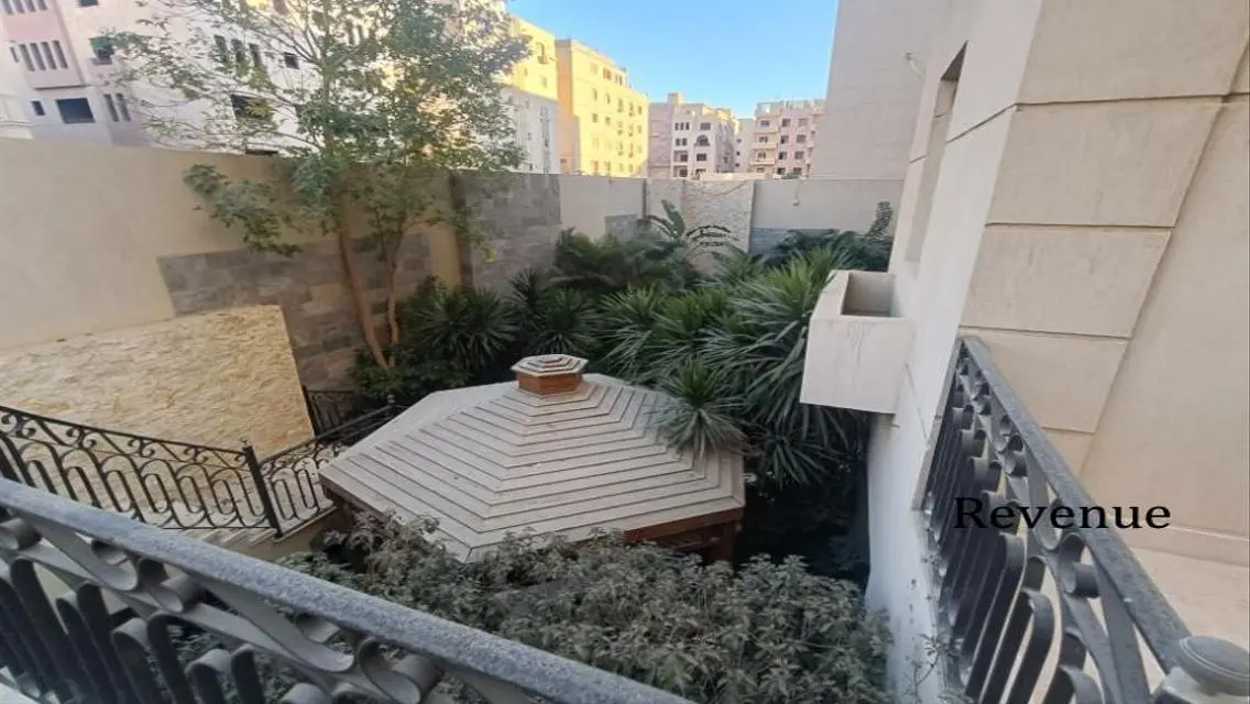 Luxury Villa for Sale on 600 Meters in a Premium Area
