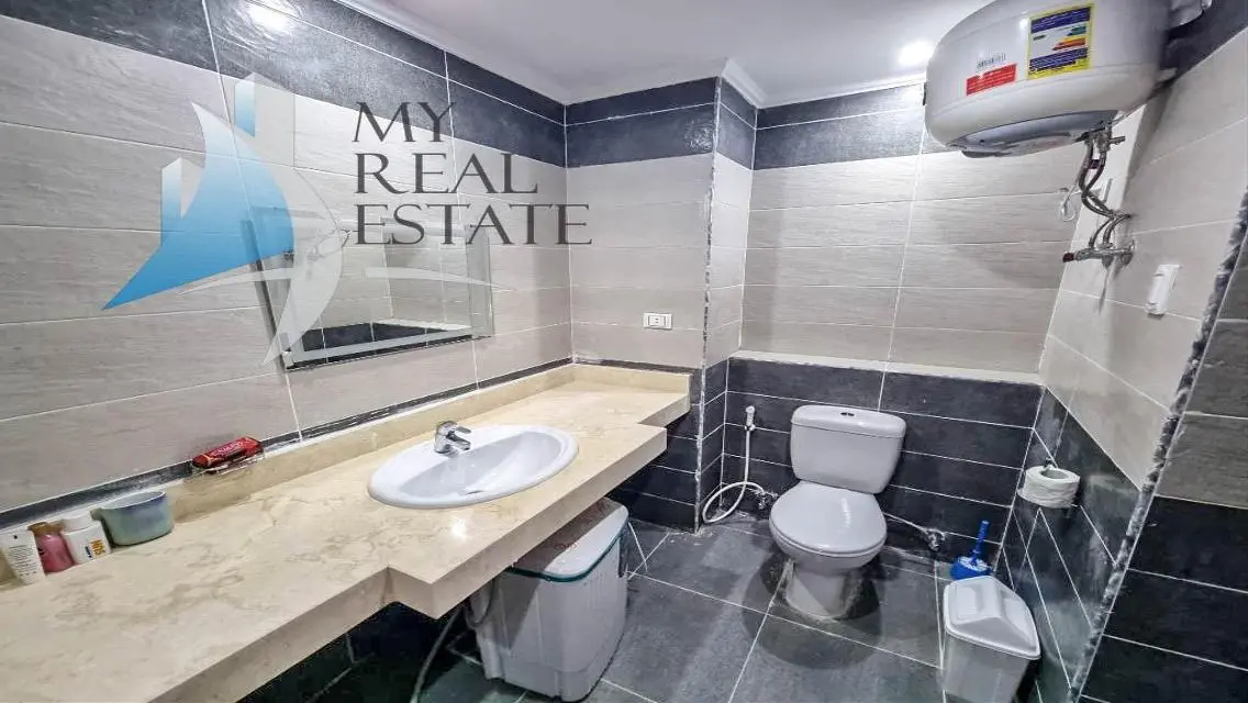 Furnished 1-Bedroom Apartment in Fanadir Bay
