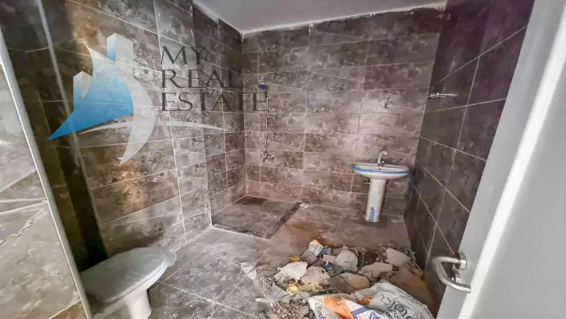 شقة ثلاث غرف نوم في مجمع Aqua Infinity Resort