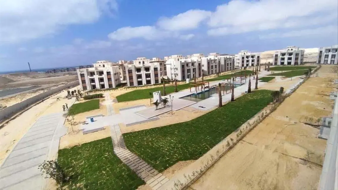 Luxury Apartment with Pool and Full Amenities