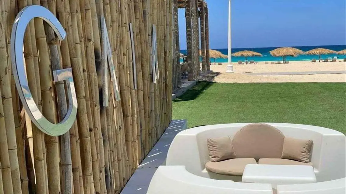 Luxury Apartment with Pool and Full Amenities