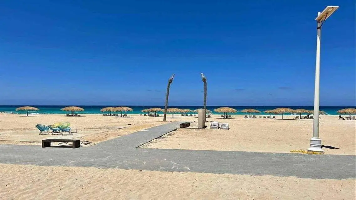 Luxury Apartment with Pool and Full Amenities