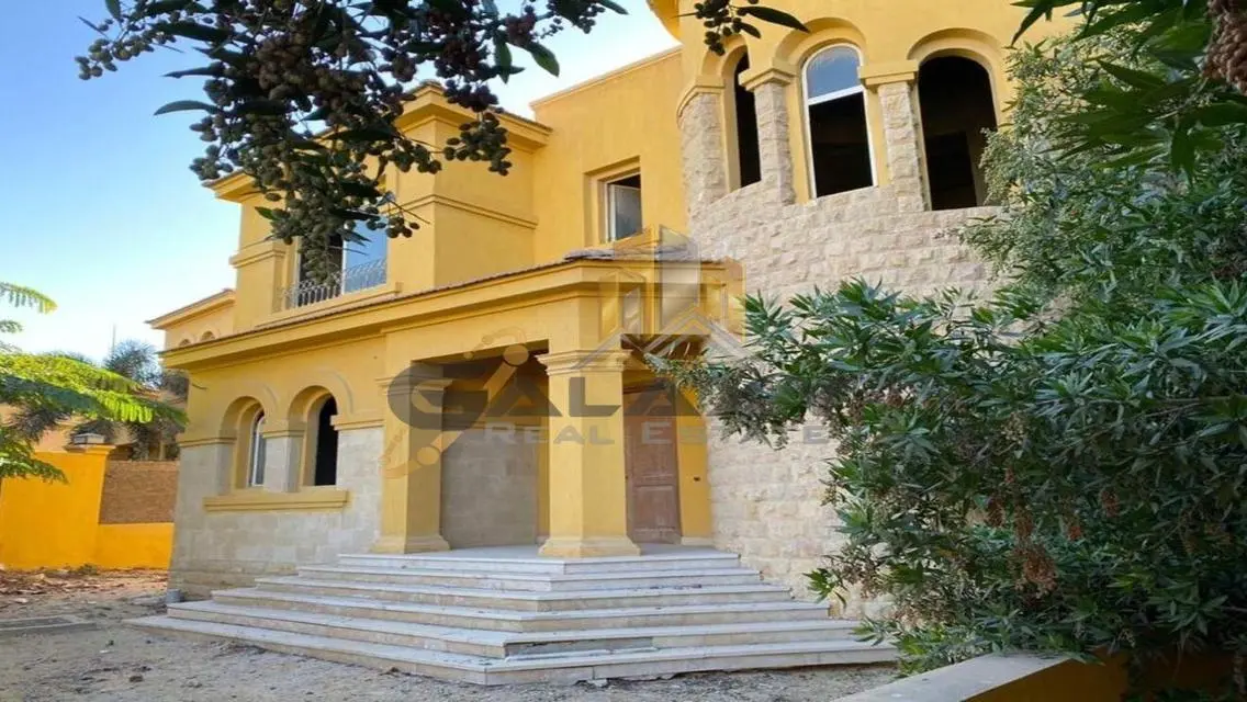 فيلا فاخرة للبيع في كمبوند جاردينيا سبرينغز - القاهرة الجديدة