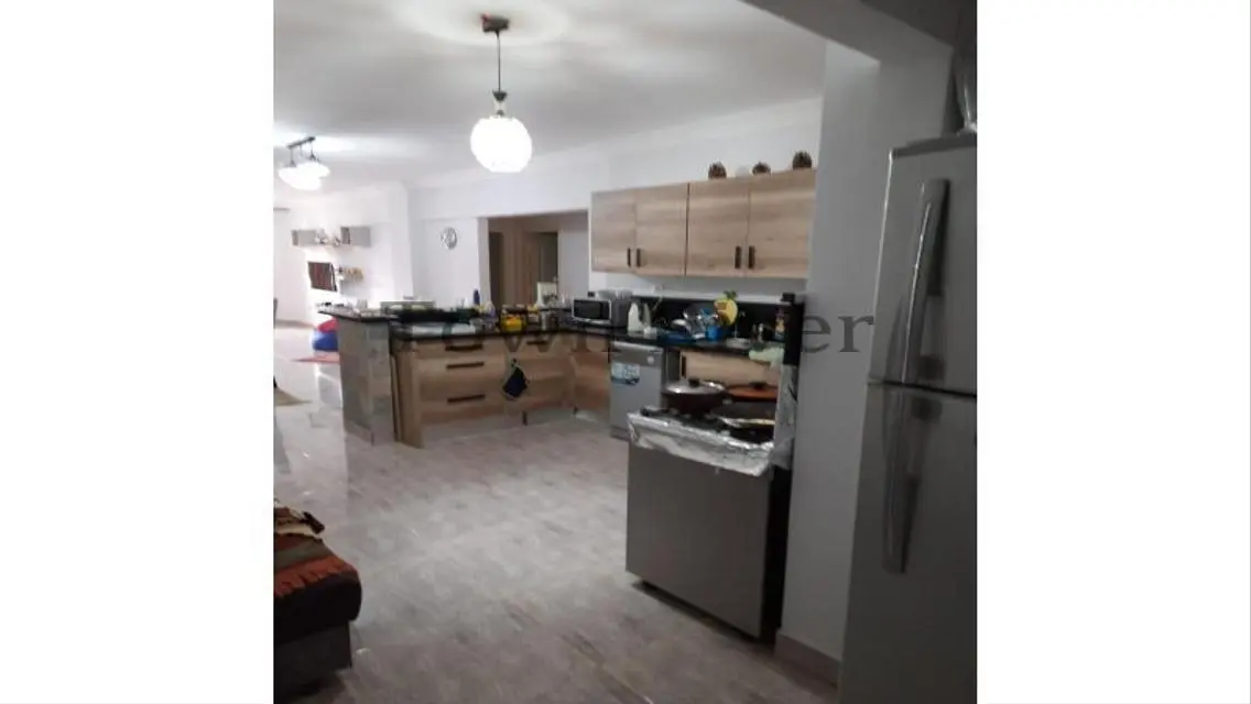 Stunning Apartment with Lakeview and Private Garden