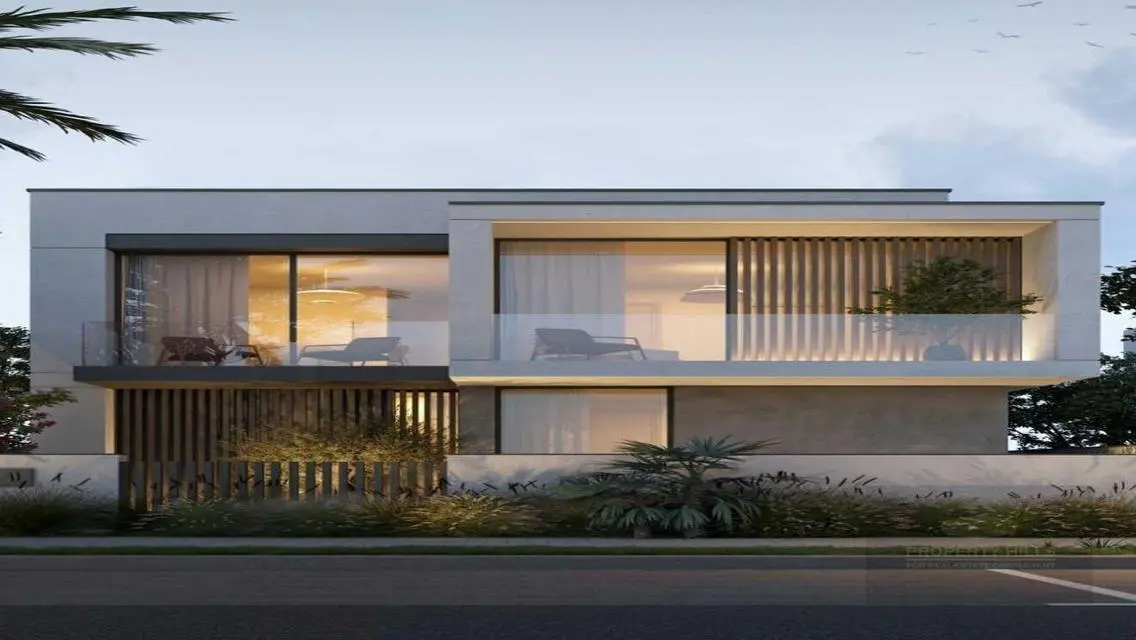 Luxury Apartment with Pool and Full Amenities