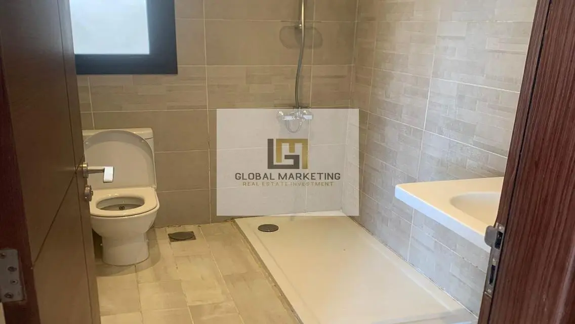 Modern Apartment with All Amenities