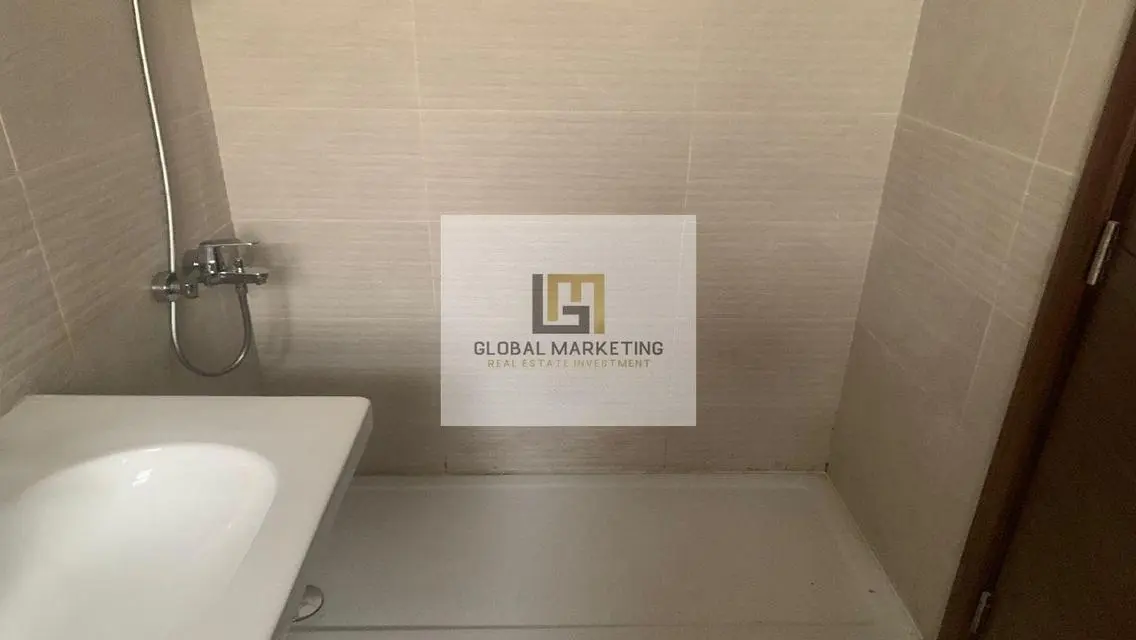 Modern Apartment with All Amenities