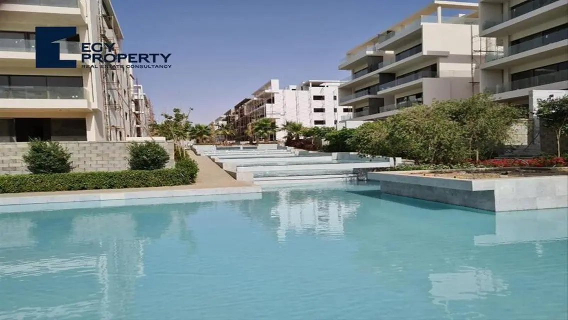Luxury Apartment in Lake View Residence - New Cairo