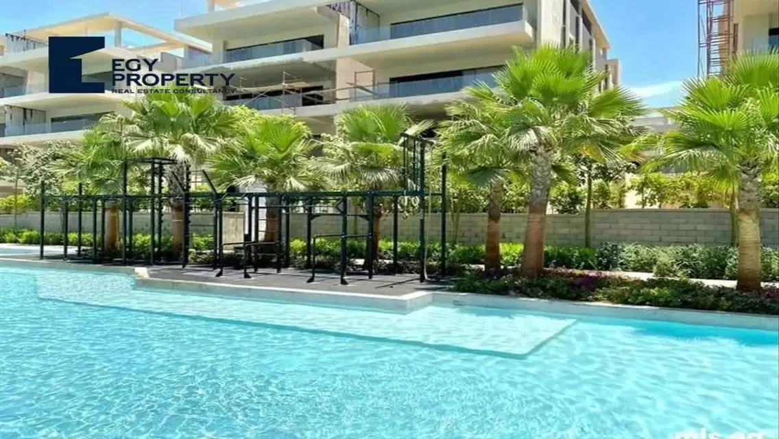 Luxury Apartment in Lake View Residence - New Cairo