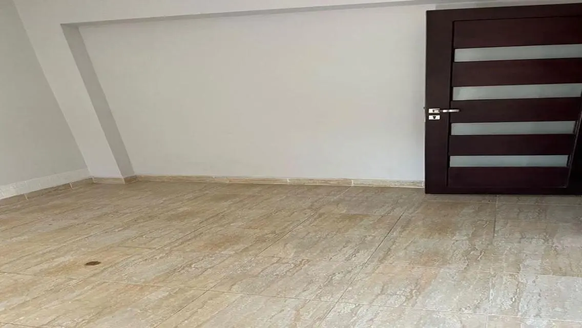 شقة فاخرة للبيع بمساحة مميزة