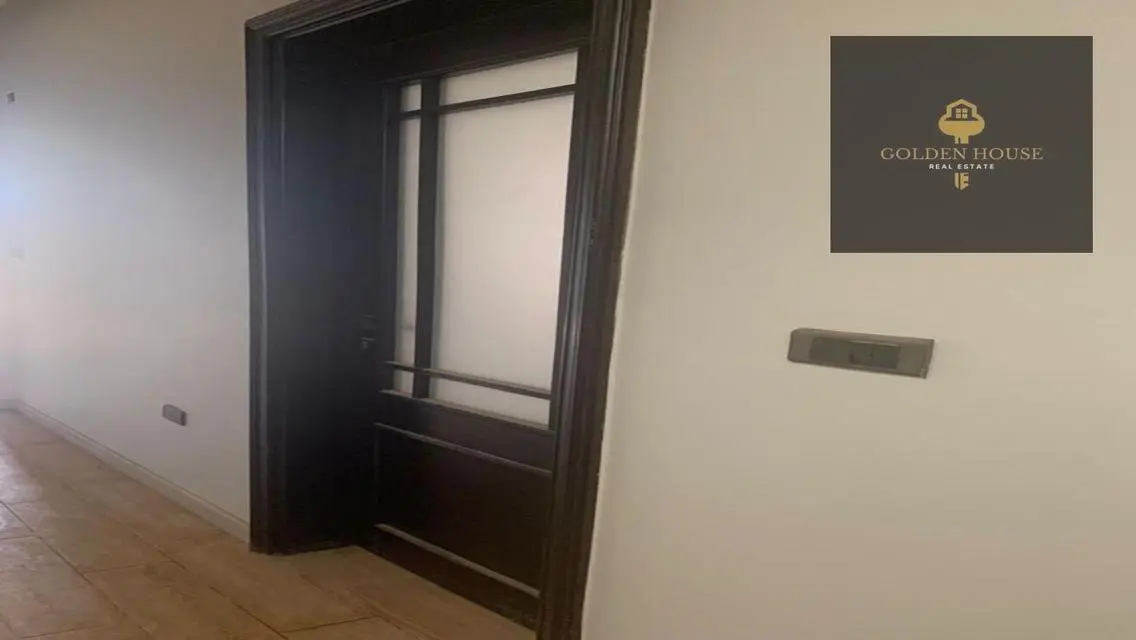 Luxury Apartment in Mountain View Hyde Park