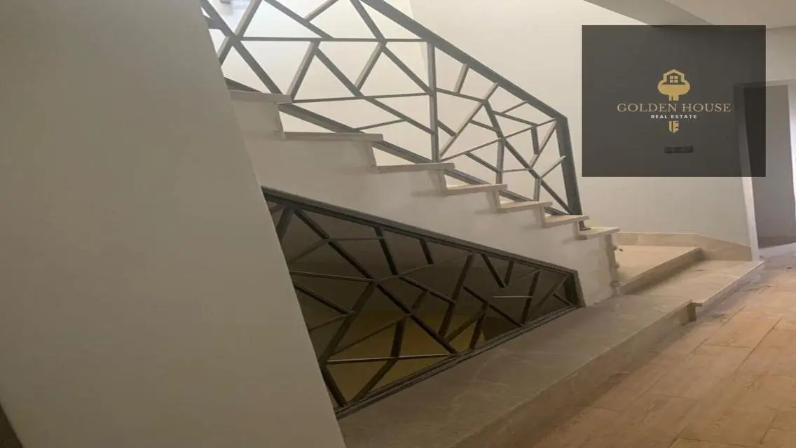 Luxury Apartment in Mountain View Hyde Park