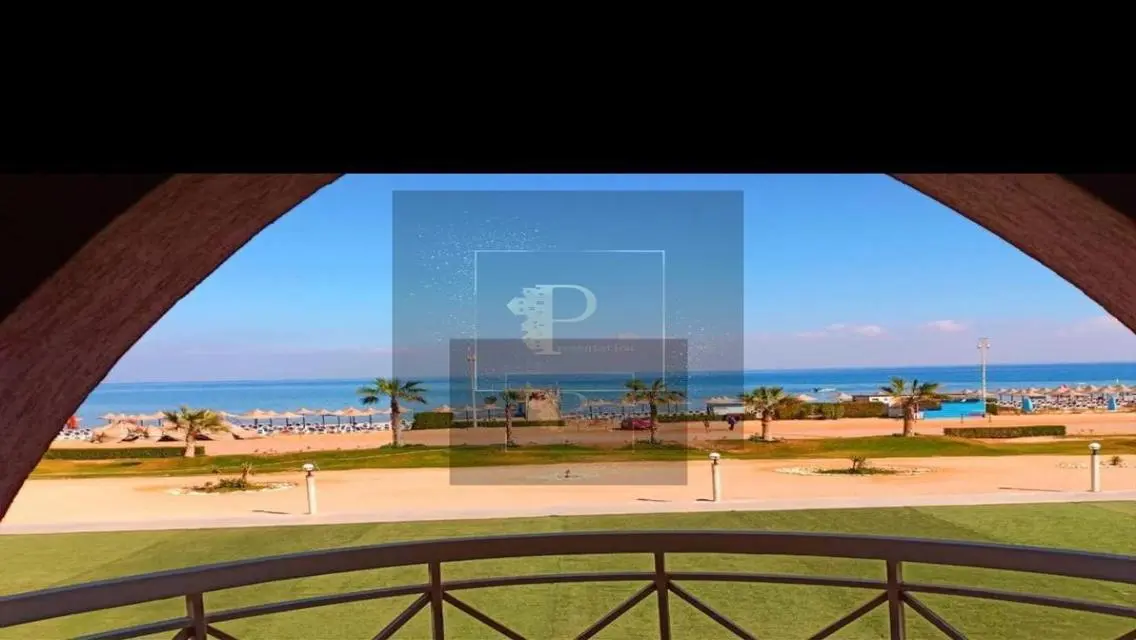 شقة فاخرة للبيع مطلة على البحيرات