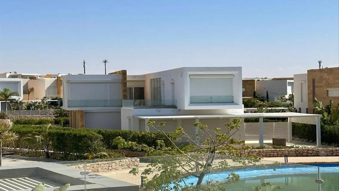 Luxury 4-Bedroom Apartment with Private Garden and Excellent Amenities