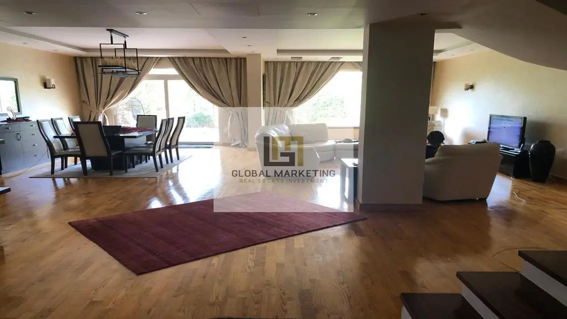 Luxury Villa for Sale with Lake View