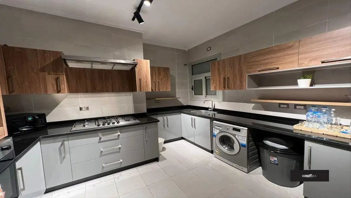 Luxury Apartment with Two Bedrooms in Prime Location Near Cinema