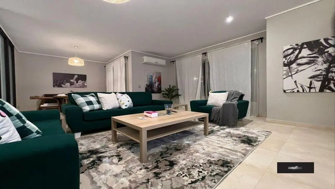 Luxury Apartment with Two Bedrooms in Prime Location Near Cinema