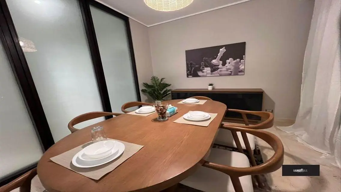 Luxury Apartment with Two Bedrooms in Prime Location Near Cinema