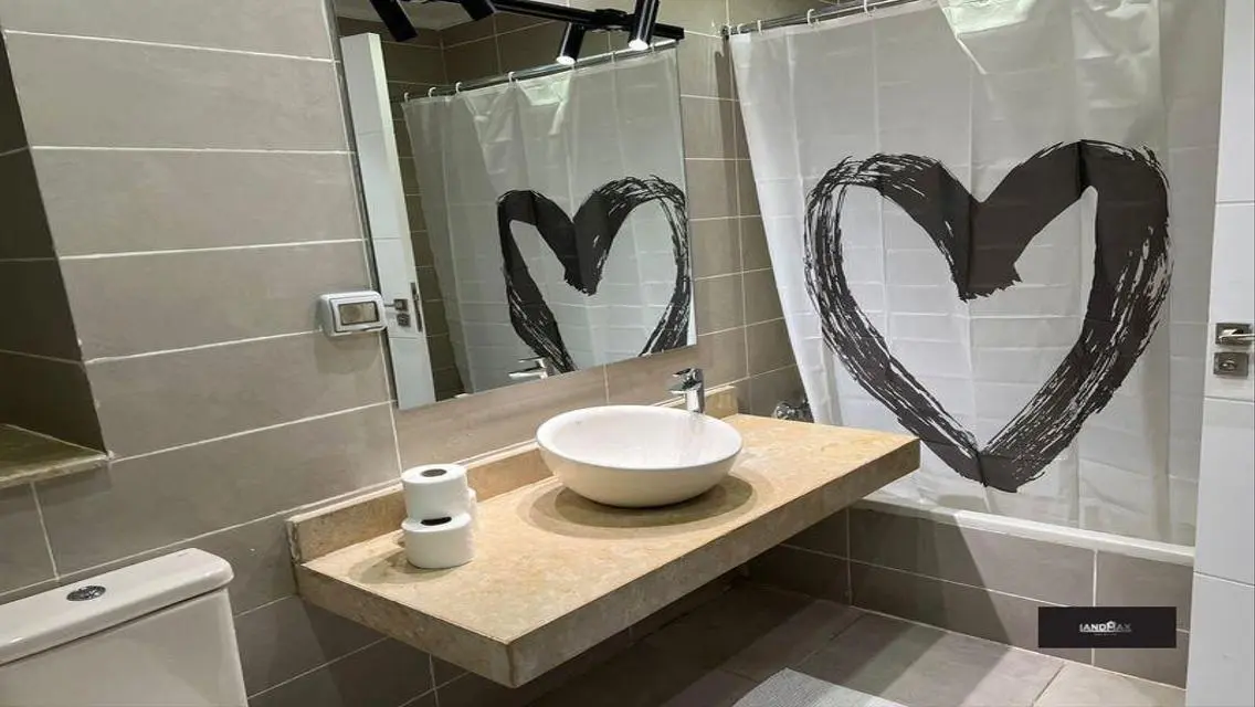 Luxury Apartment with Two Bedrooms in Prime Location Near Cinema