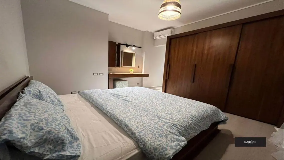Luxury Apartment with Two Bedrooms in Prime Location Near Cinema