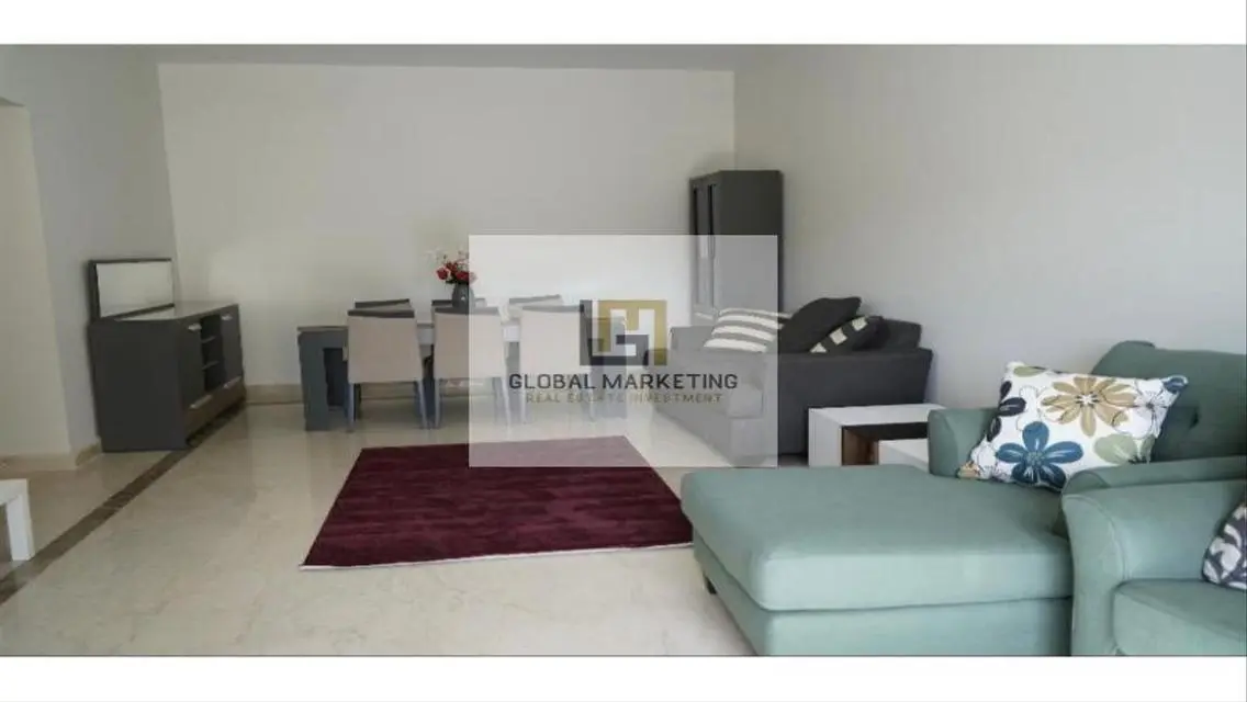 Luxurious Apartment with Modern Design in the City Center
