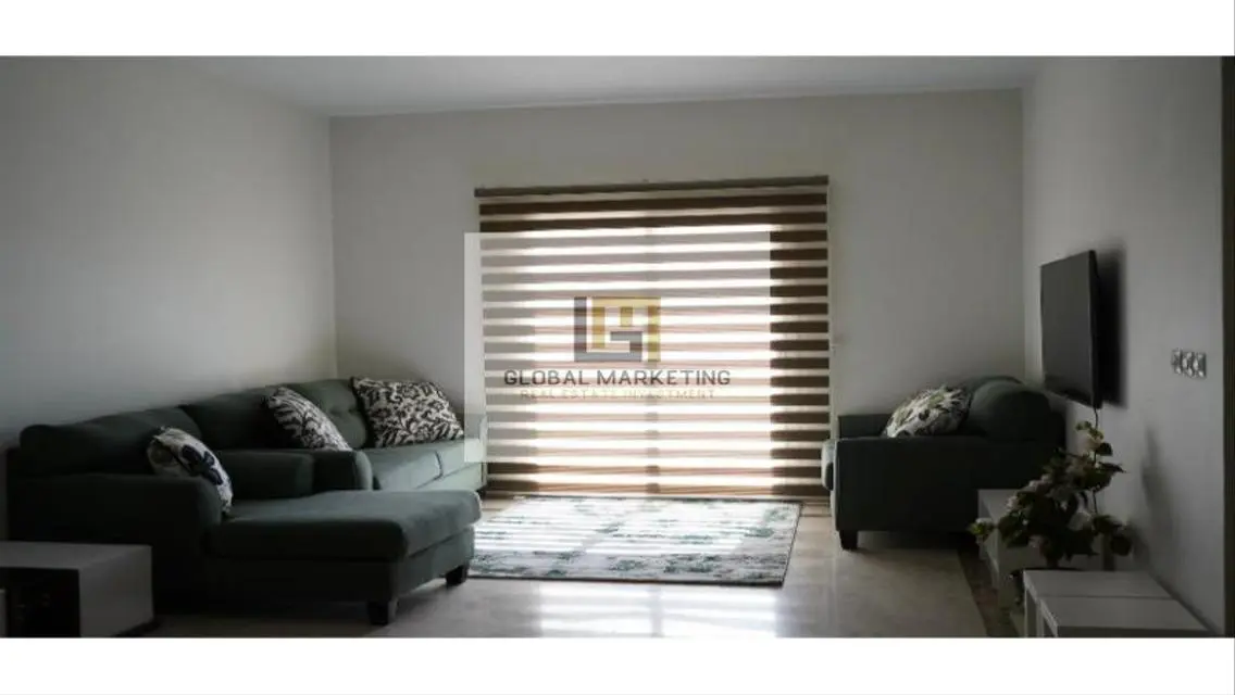 Luxurious Apartment with Modern Design in the City Center