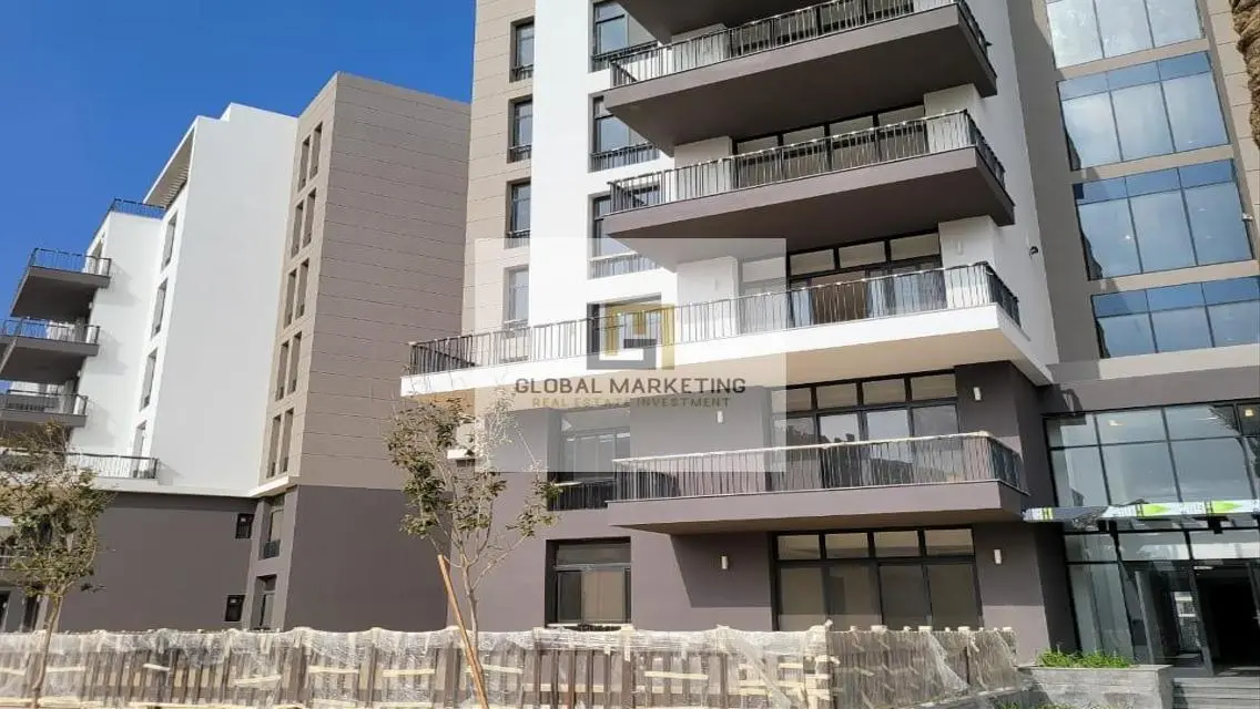 Luxury Apartment Spanning 263 Sq M in the Heart of the City