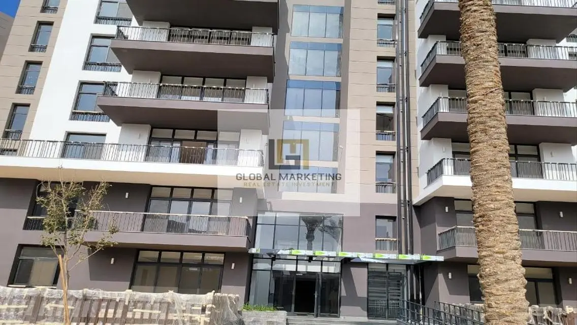 Luxury Apartment Spanning 263 Sq M in the Heart of the City