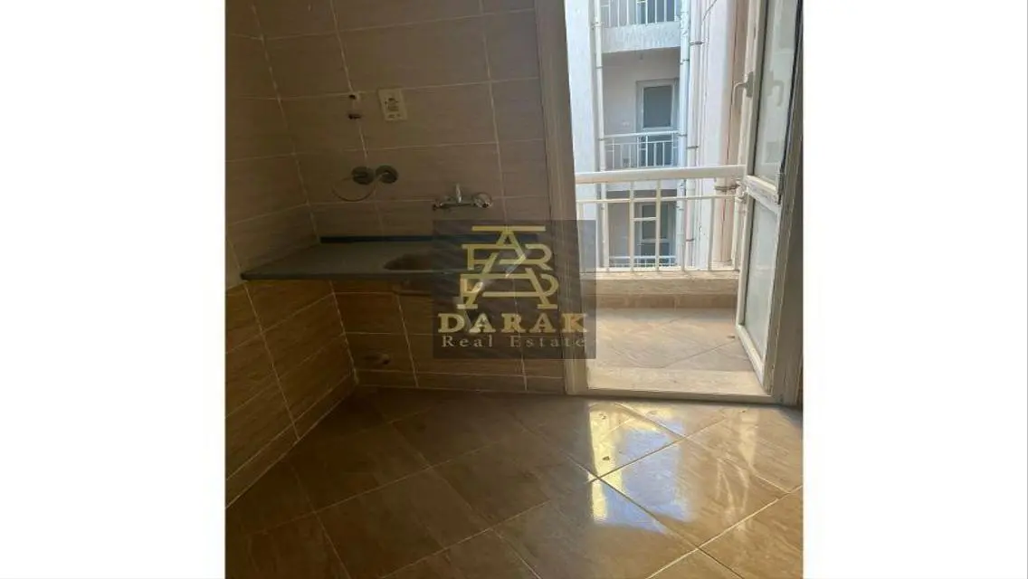 Stunning Apartment in East Business Park