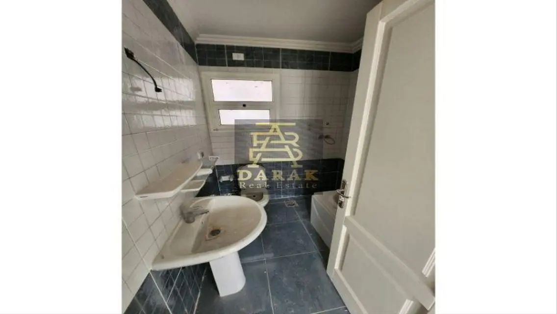 Stunning Apartment in East Business Park